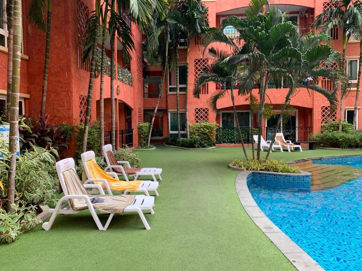Seven Seas Condo Resort Praia de Jomtien Exterior foto