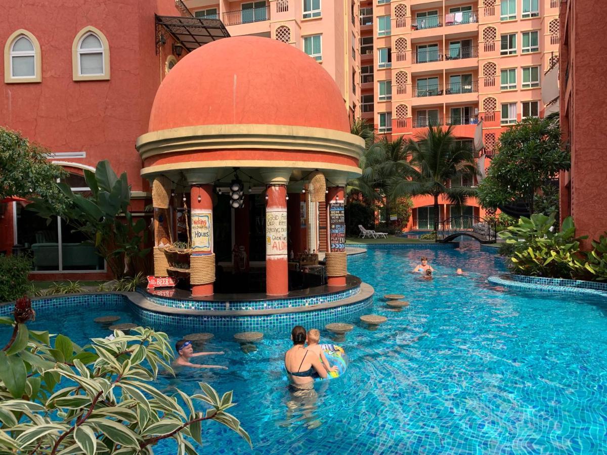 Seven Seas Condo Resort Praia de Jomtien Exterior foto