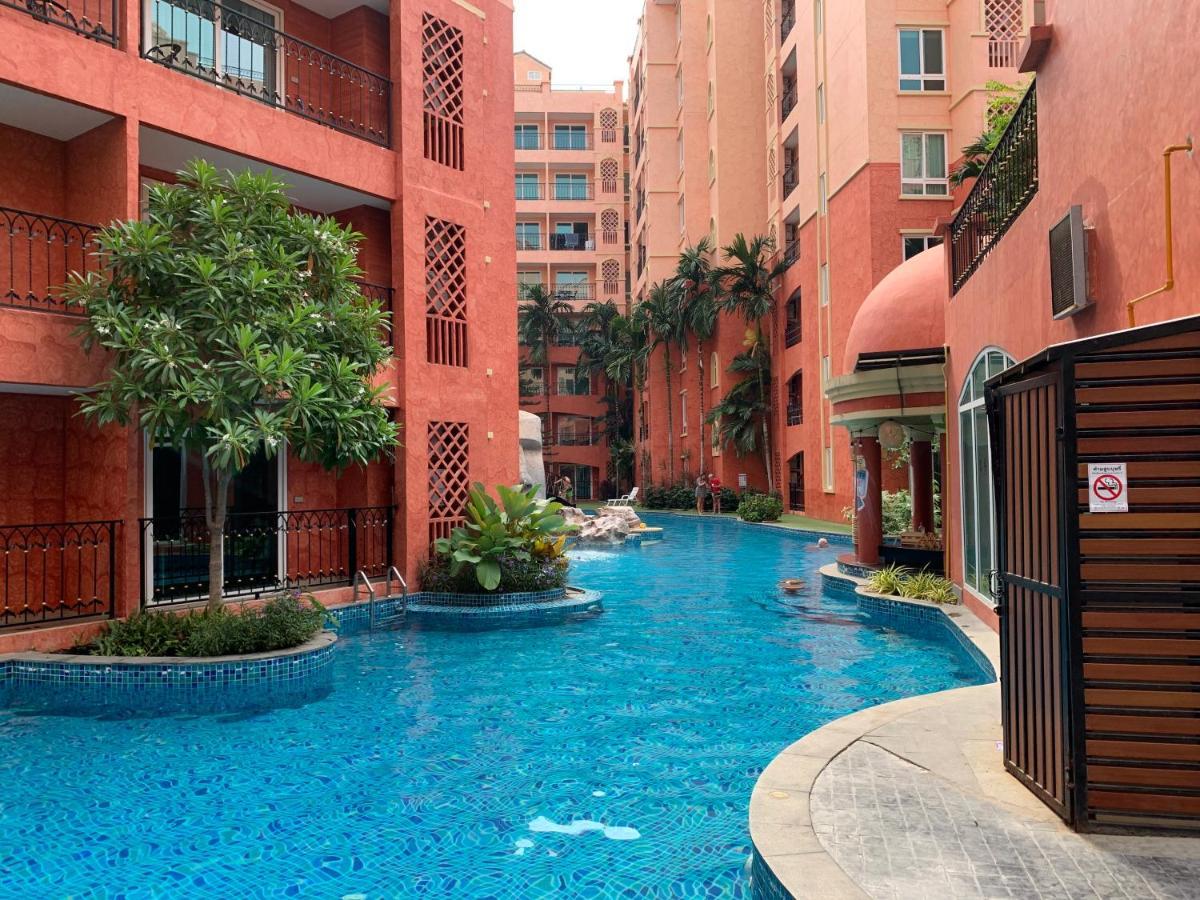 Seven Seas Condo Resort Praia de Jomtien Exterior foto