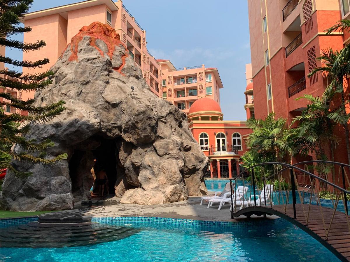 Seven Seas Condo Resort Praia de Jomtien Exterior foto