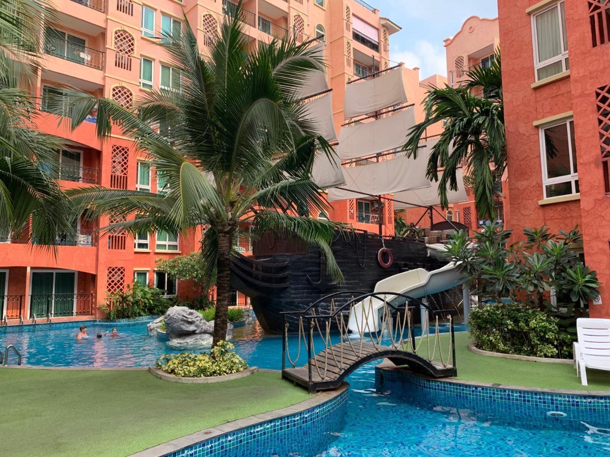 Seven Seas Condo Resort Praia de Jomtien Exterior foto