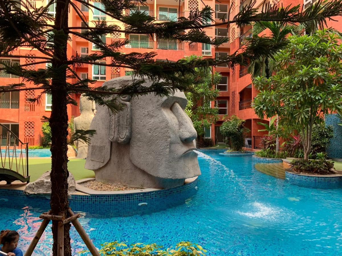 Seven Seas Condo Resort Praia de Jomtien Exterior foto